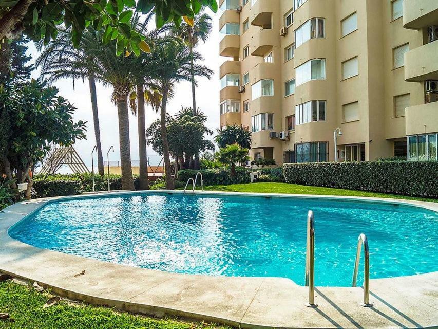 Urbanizacion Puerto Paraiso Estepona Exteriör bild